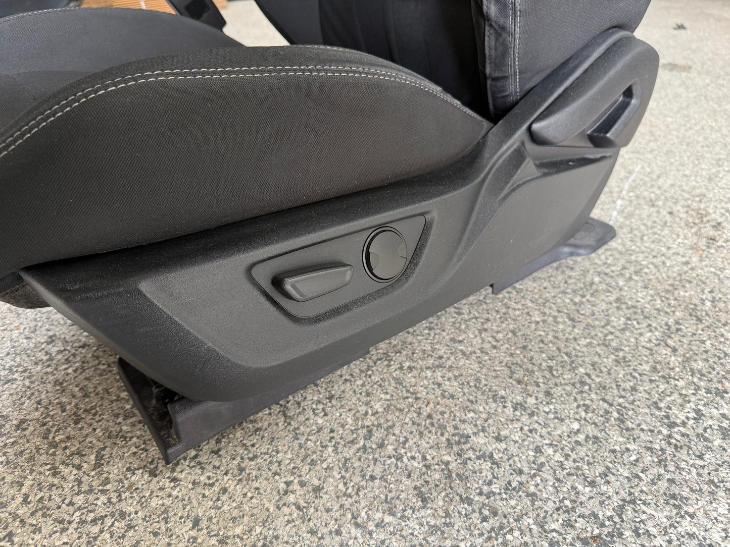 2018-2023 Ford Mustang GT Black Cloth Seats Coupe Front Rear Power Seats