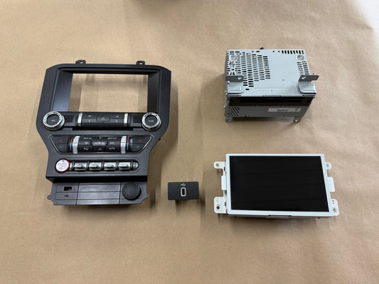 2019 Ford Mustang Touch Screen Face Plate Radio Module USB Port
