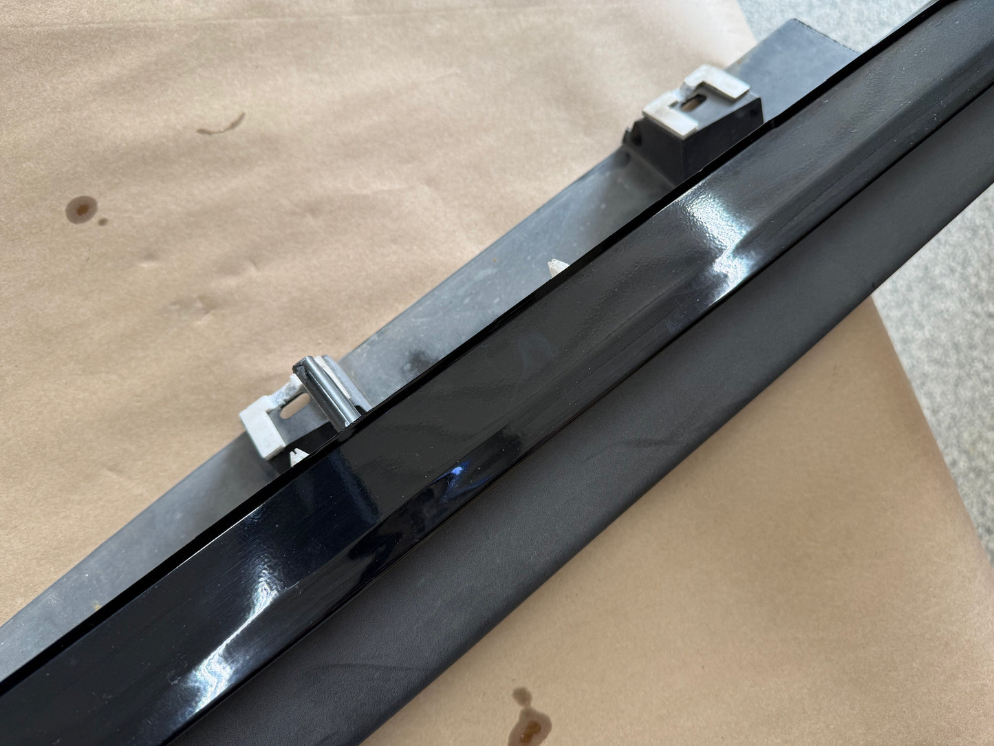 2015-2023 Ford Mustang GT V6 RH Passenger Side Skirt Molding "G1"