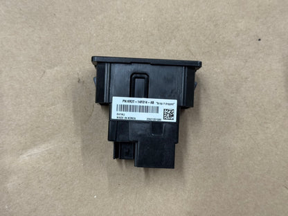 2022 Ford Mustang GT Touch Screen, Face Plate, Radio, Module USB Port