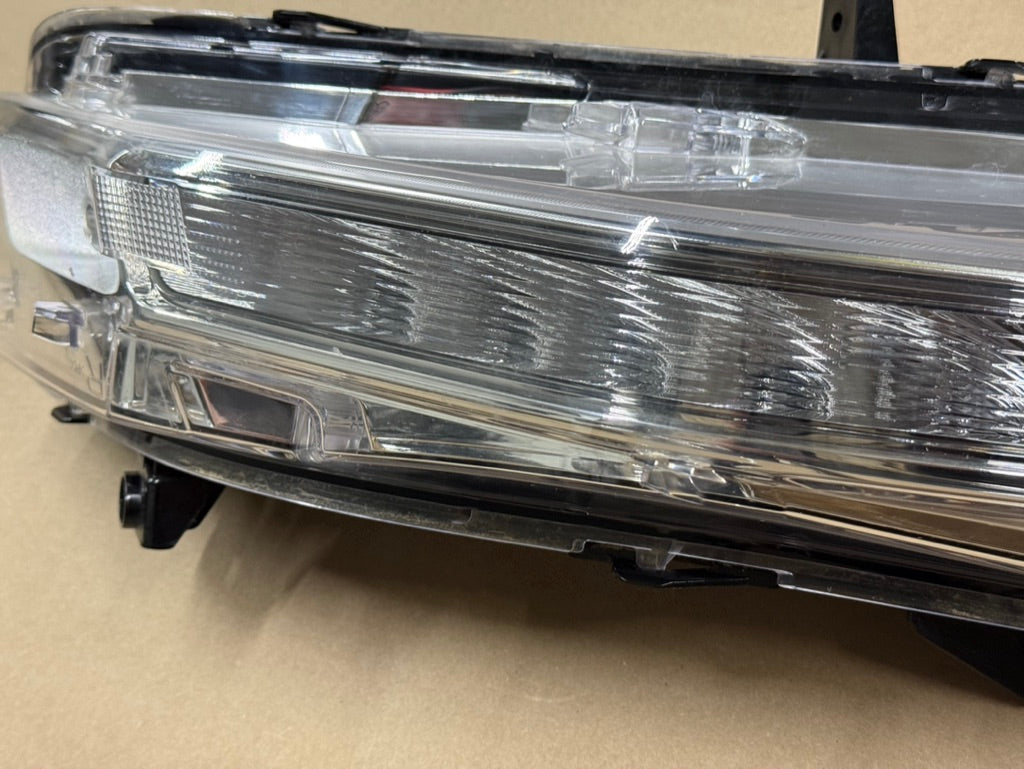 2018-2023 Mustang GT RH Passenger Side Turn Signal Light Fog Light LED