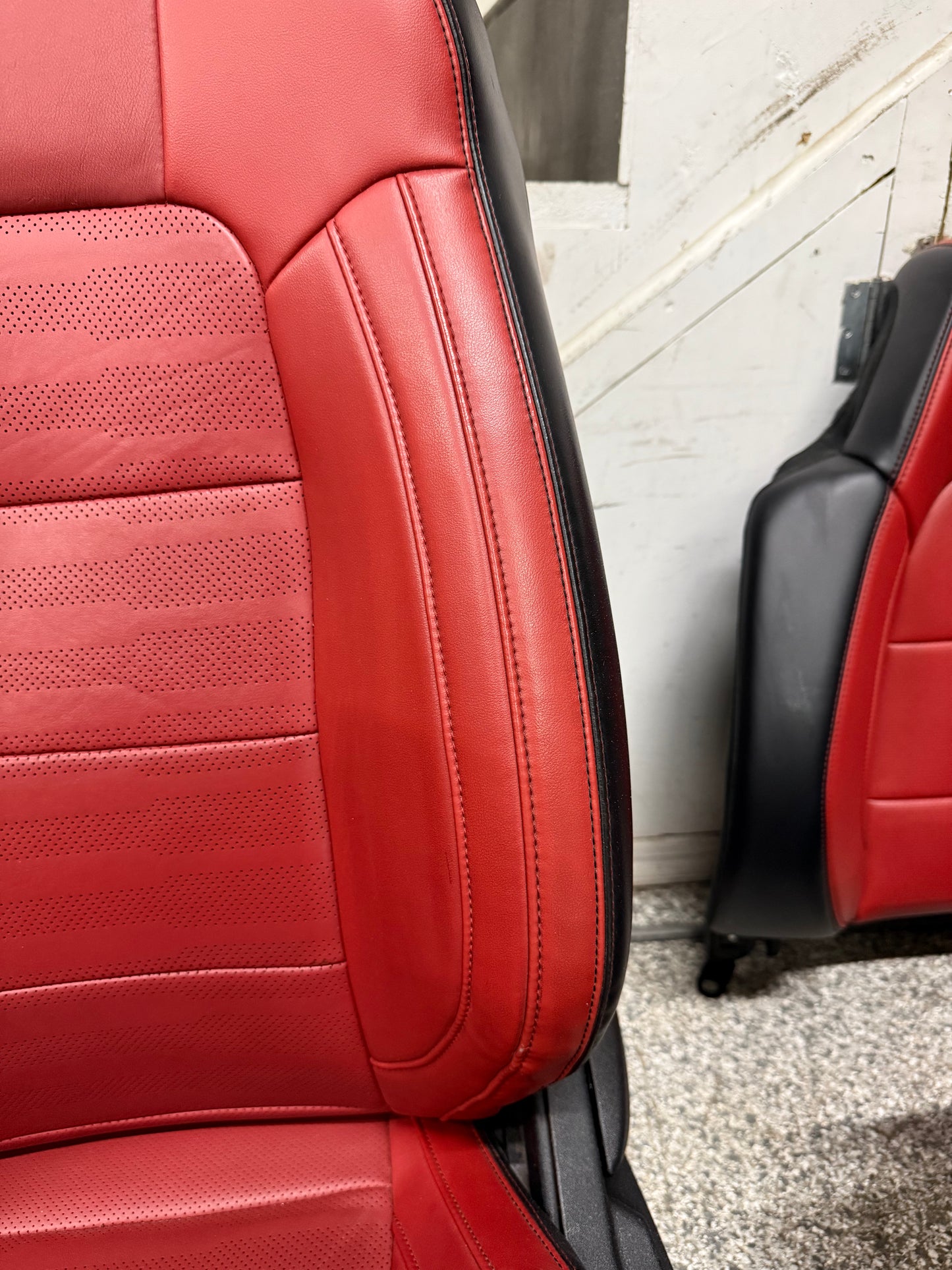 2015-2017 Ford Mustang GT Red/Black Leather Convertible Front & Rear Seats