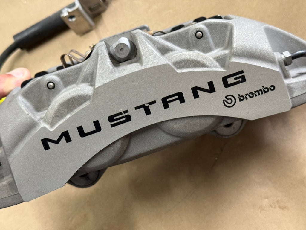 2024-2026 Ford Mustang GT Front 4 Piston BREMBO Brake Calipers Rotors 7k mi