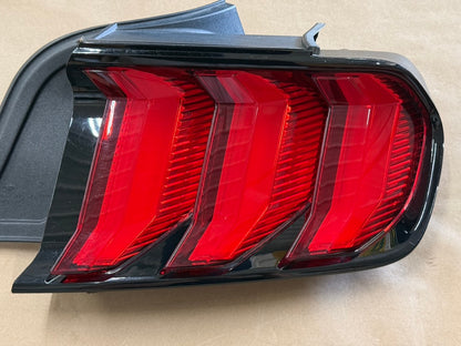 2018-2023 Ford Mustang GT V6 EcoBoost Tail Light RH Passenger Side LED