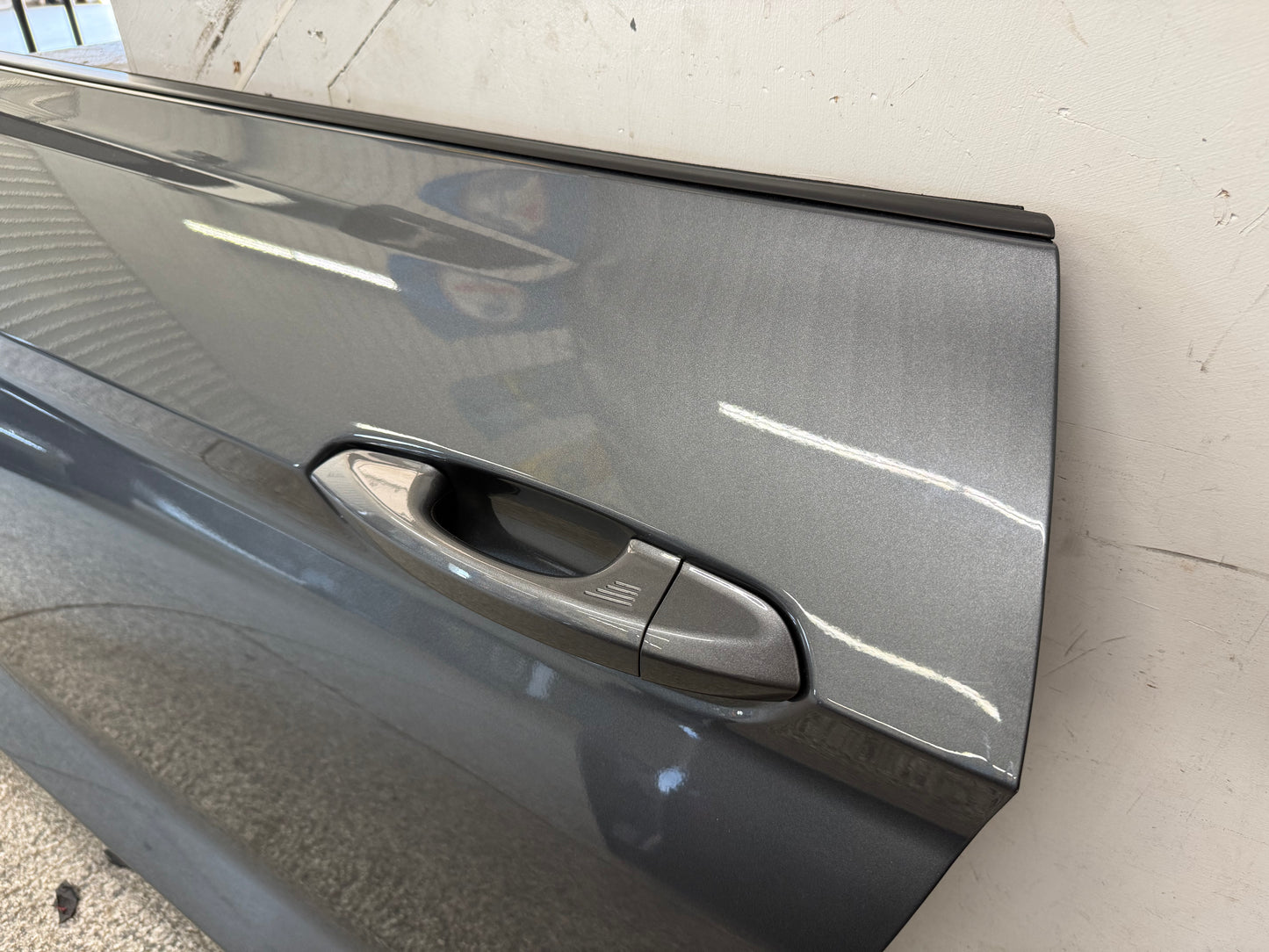 2015-2023 Ford Mustang GT GT500 LH Driver Side Door Complete w/Glass "M7"
