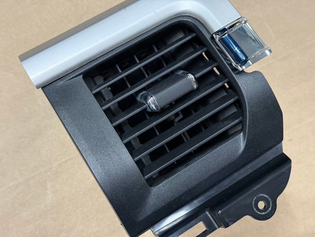 2023-2025 Ford F-250 F-350 RH Passenger Side Dash Vent Trim