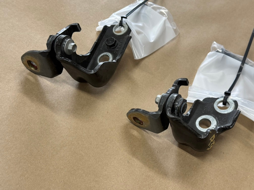 2015-2023 Ford Mustang GT GT500 GT350 Door Hinges RH Pass. Upper Lower "G1"