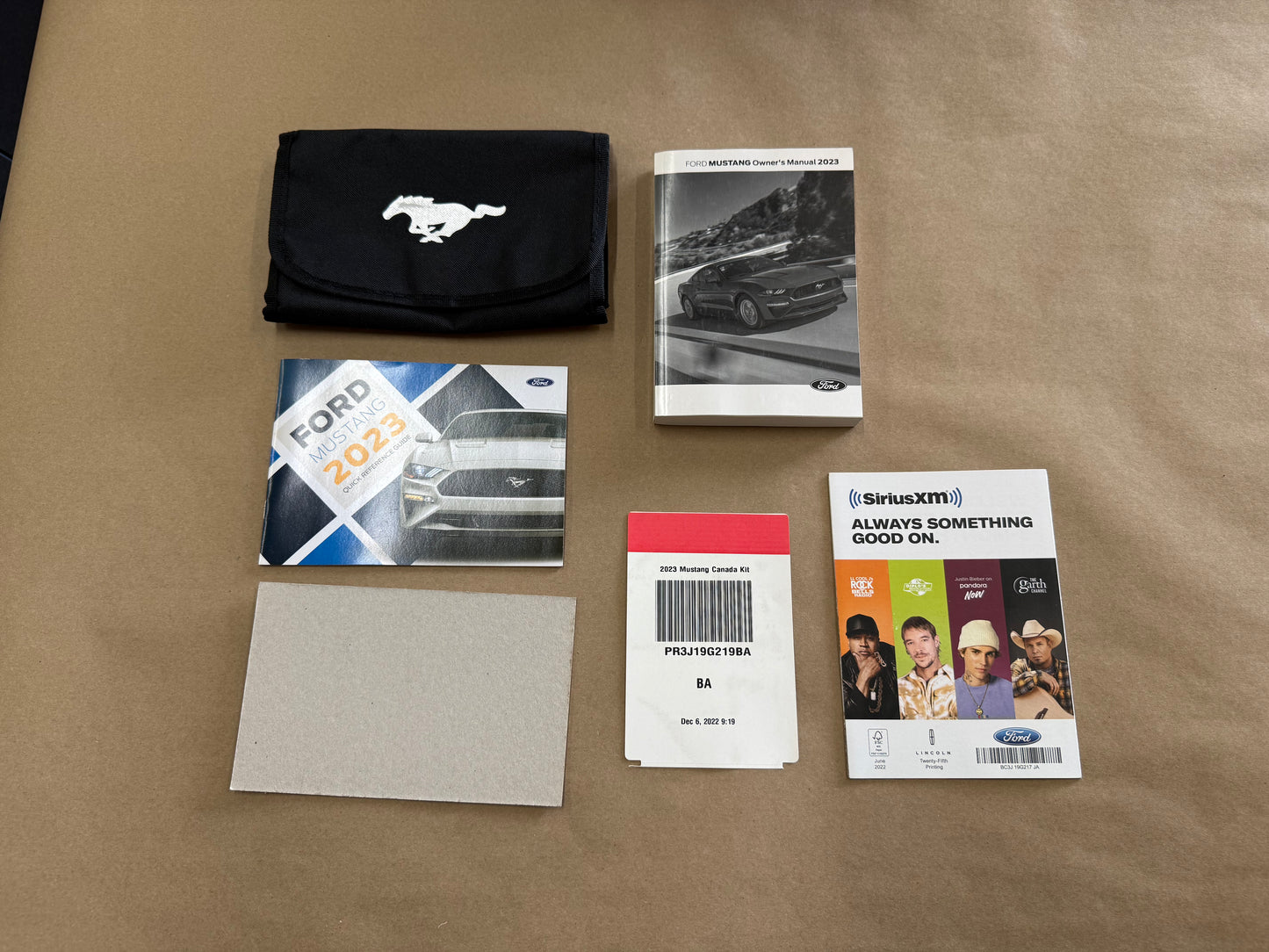 2023 Ford Mustang GT Owners Manual And Literature w/Cover Canada Version