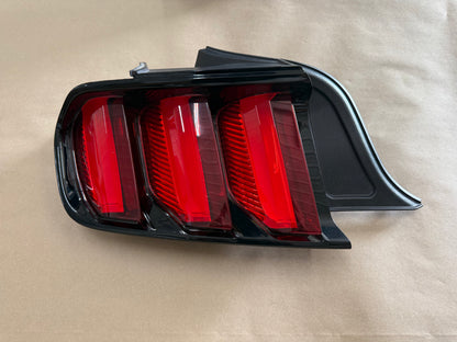 2015-2017 Ford Mustang GT350 GT V6 EcoBoost Tail Light LH Driver Side LED