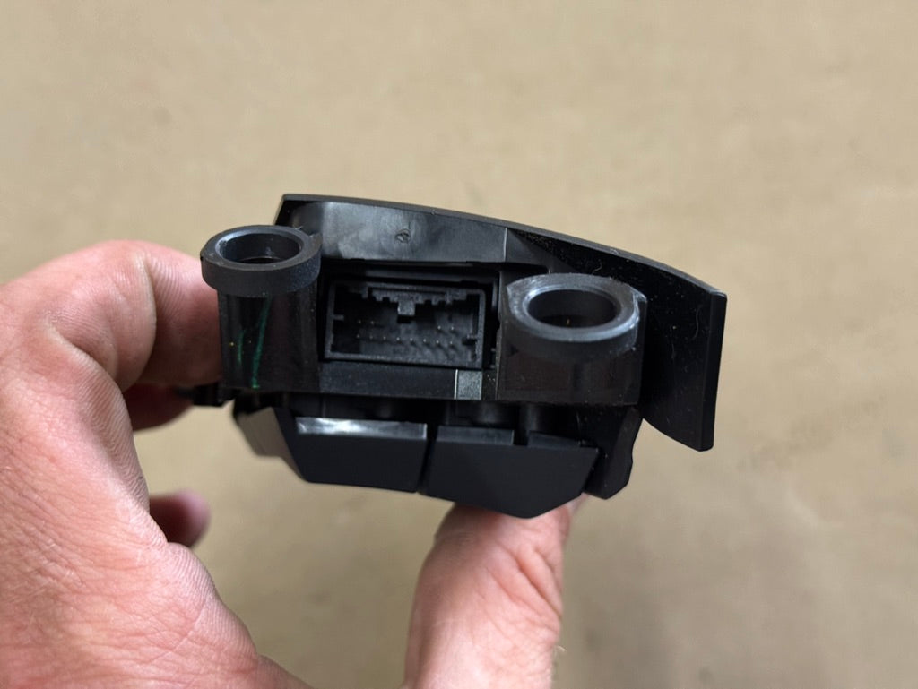 2015-2023 Ford Mustang GT LH Steering Wheel Button Cruise Control Steering