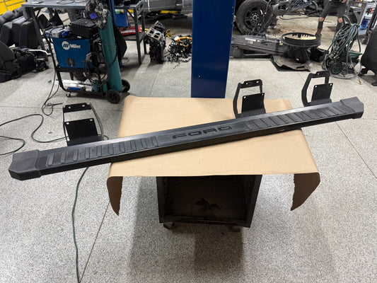 2017-2025 Ford F-250 F-350 RH Passenger Side Running Board Crew Cab W/Brackets