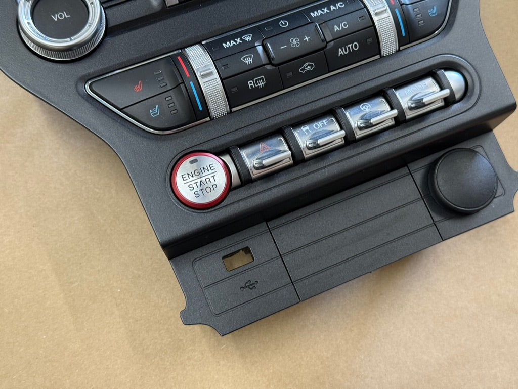 2022 Ford Mustang GT Touch Screen, Face Plate, Radio, Module USB Port