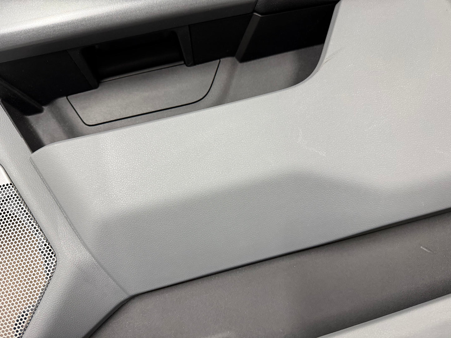 2023-2026 Ford F-250 F-350 Super Duty XLT Sport RH Passenger Rear Door Panel