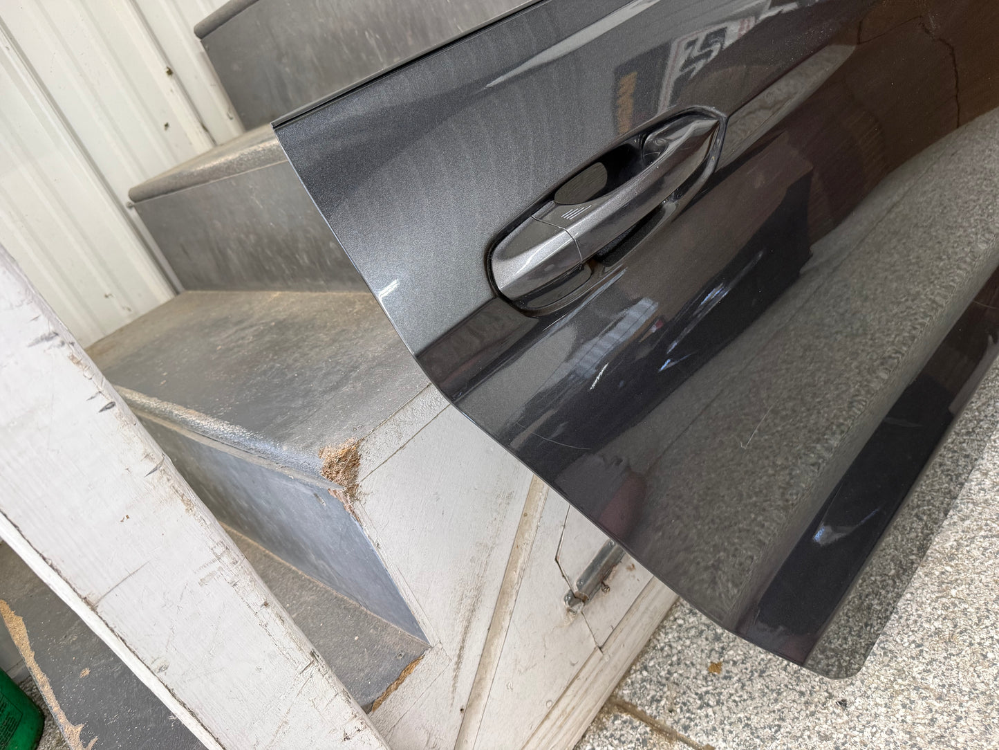 2015-2023 Ford Mustang GT EcoBoost RH Passenger Side Door Complete w/Glass "J7"