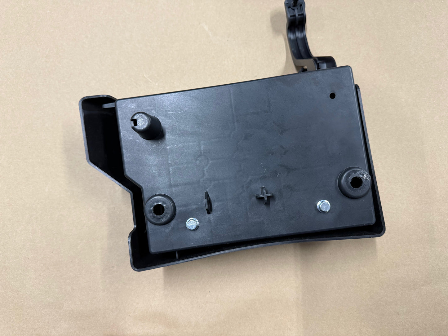 2023-2025 Ford F-250 Electric Power Inverter