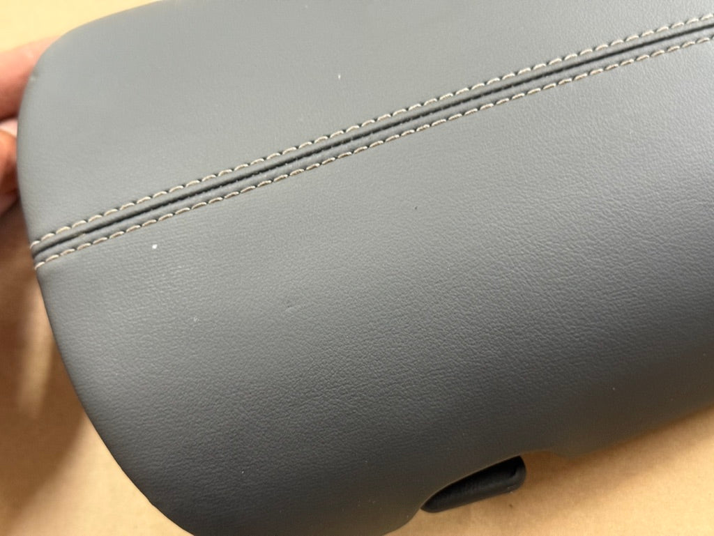 2024-2026 Ford Mustang Center Top Console Lid Armrest