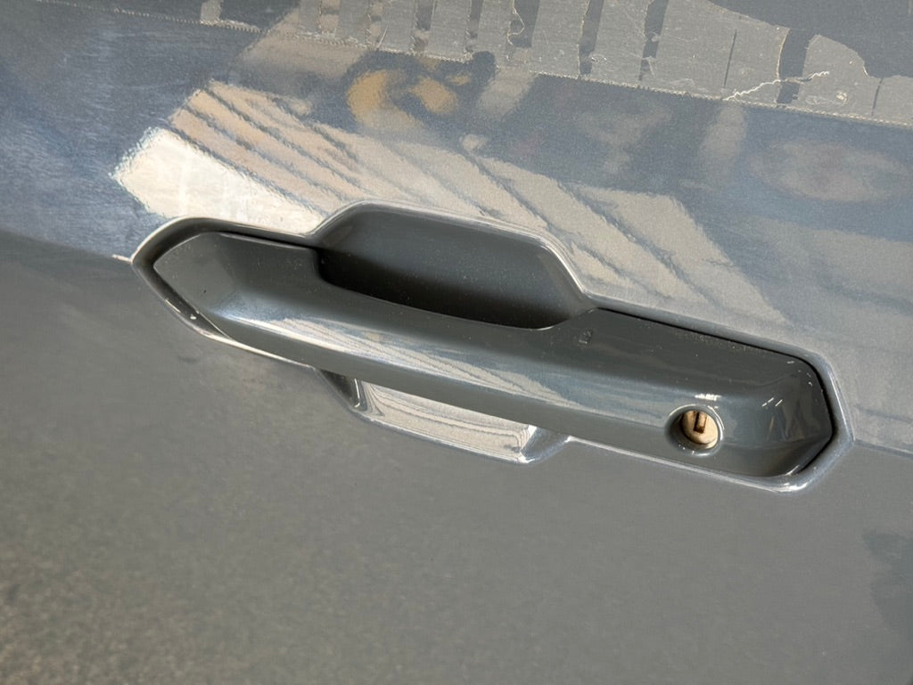 2024-2026 Ford Mustang GT EcoBoost LH Driver Side Door Complete w/Glass "K1"