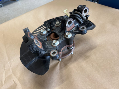 2024-2026 Mustang GT RH Passenger Side Front Spindle Knuckle Hub 14k miles