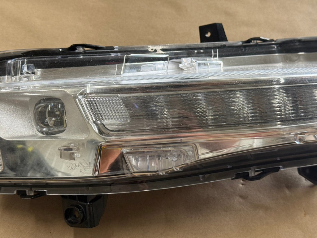 2018-2023 Mustang GT RH Passenger Side Turn Signal Light Fog Light LED