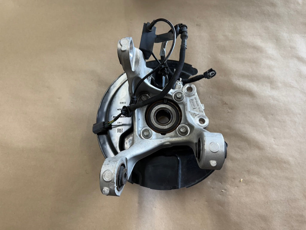 2024-2026 Ford Mustang GT RH Passenger Side Rear Spindle Knuckle Hub