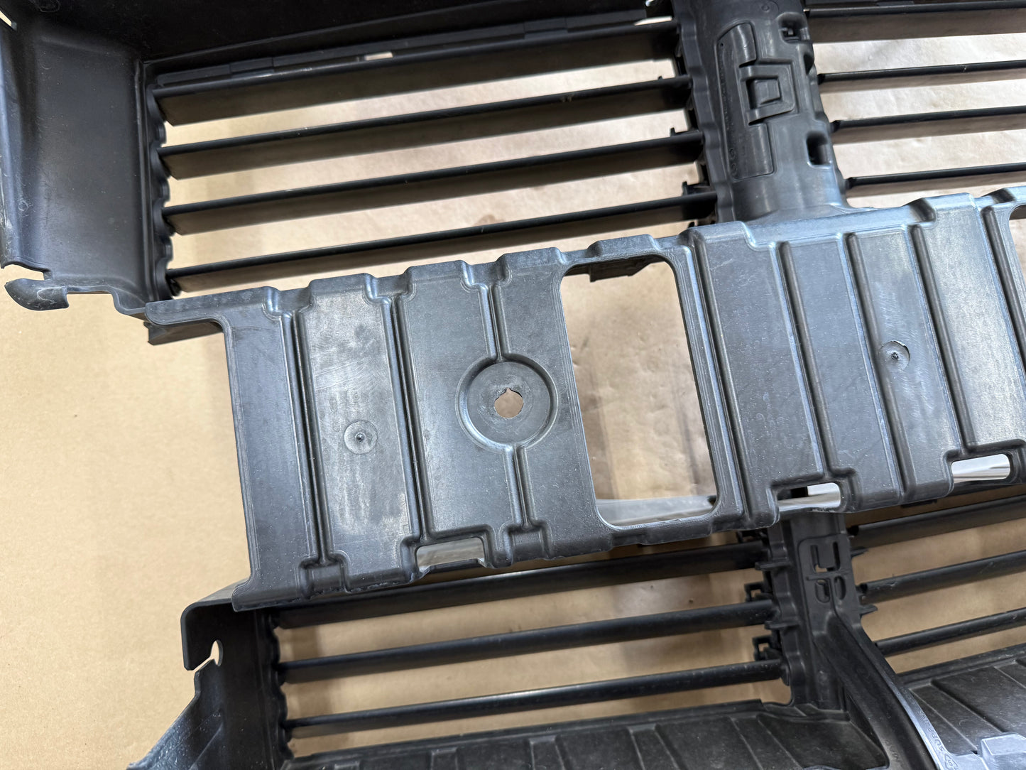 2018-2023 Ford Mustang GT Radiator Air Shutter Grille Assembly