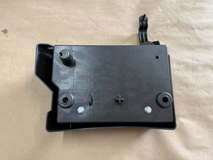 2023-2025 Ford F-250 Electric Power Inverter