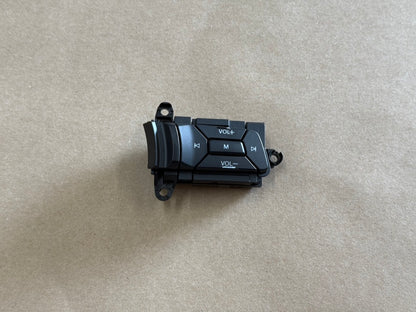 2015-2023 Ford Mustang GT RH Steering Wheel Button Volume Mute Search