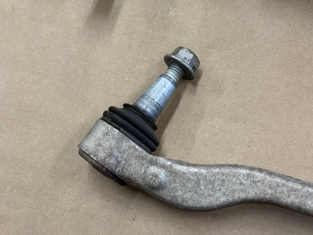 2016-2023 Chevrolet Camaro SS RH Passenger Side Front Control Arms