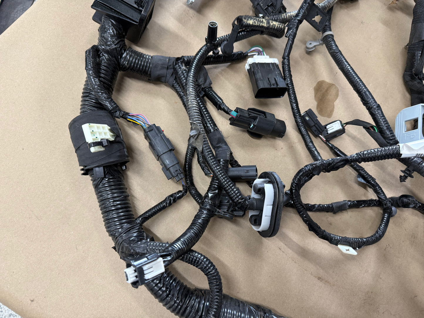 2026 Ford F-250 F250 Super Duty 7.3L Engine Bay Wiring Harness "TC3T-12A581-BDC"