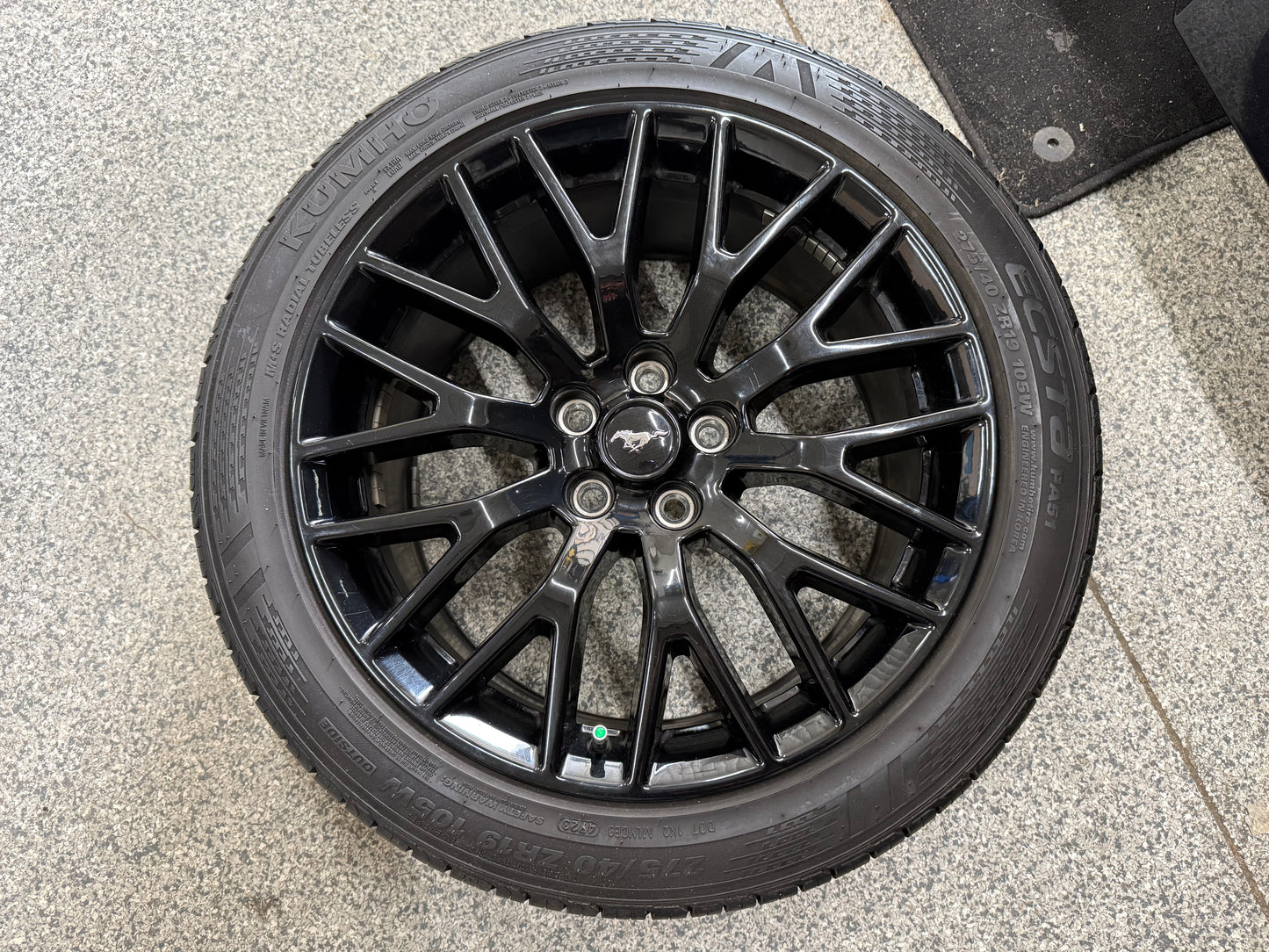 2015-2023 Mustang GT 5.0 19x9.5" Wheel Rim PP1 Rear 275/40/19 Kumho