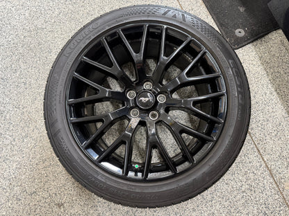 2015-2023 Mustang GT 5.0 19x9.5" Wheel Rim PP1 Rear 275/40/19 Kumho