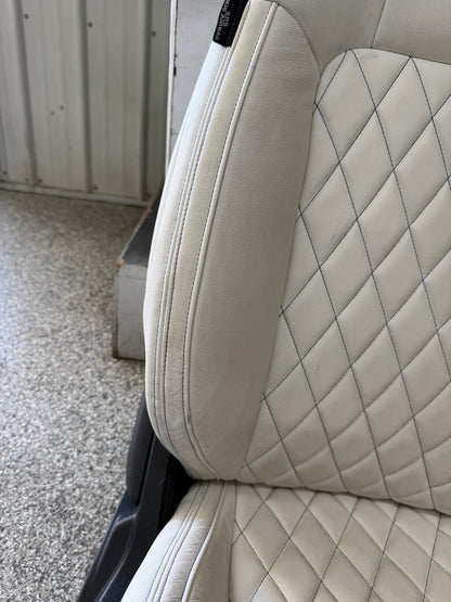 2018-2023 Ford Mustang GT White Aftermarket Leather Coupe Front Rear Power Seats