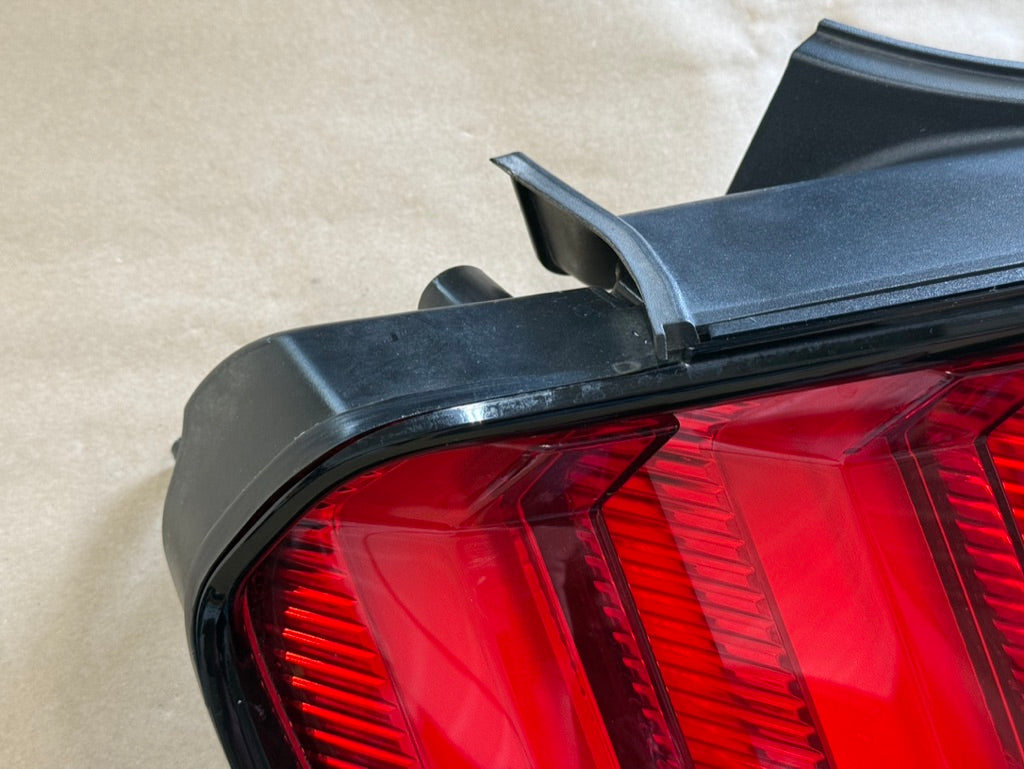 2018-2023 Ford Mustang GT350 GT V6 EcoBoost Tail Light LH Driver Side LED