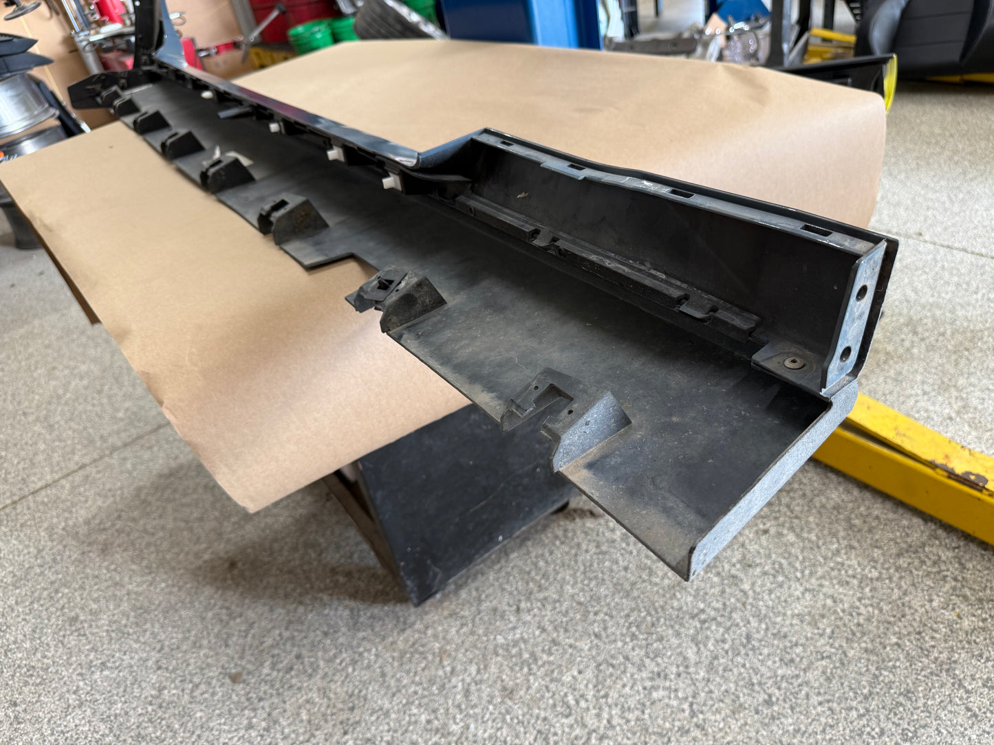 2024-2026 Ford Mustang GT LH Driver Side Skirt Molding "K1"