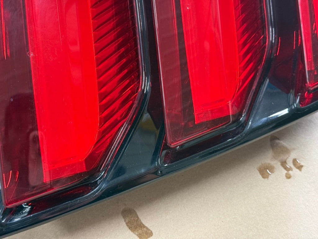 2015-2017 Ford Mustang GT V6 EcoBoost Tail Light RH Passenger Side LED