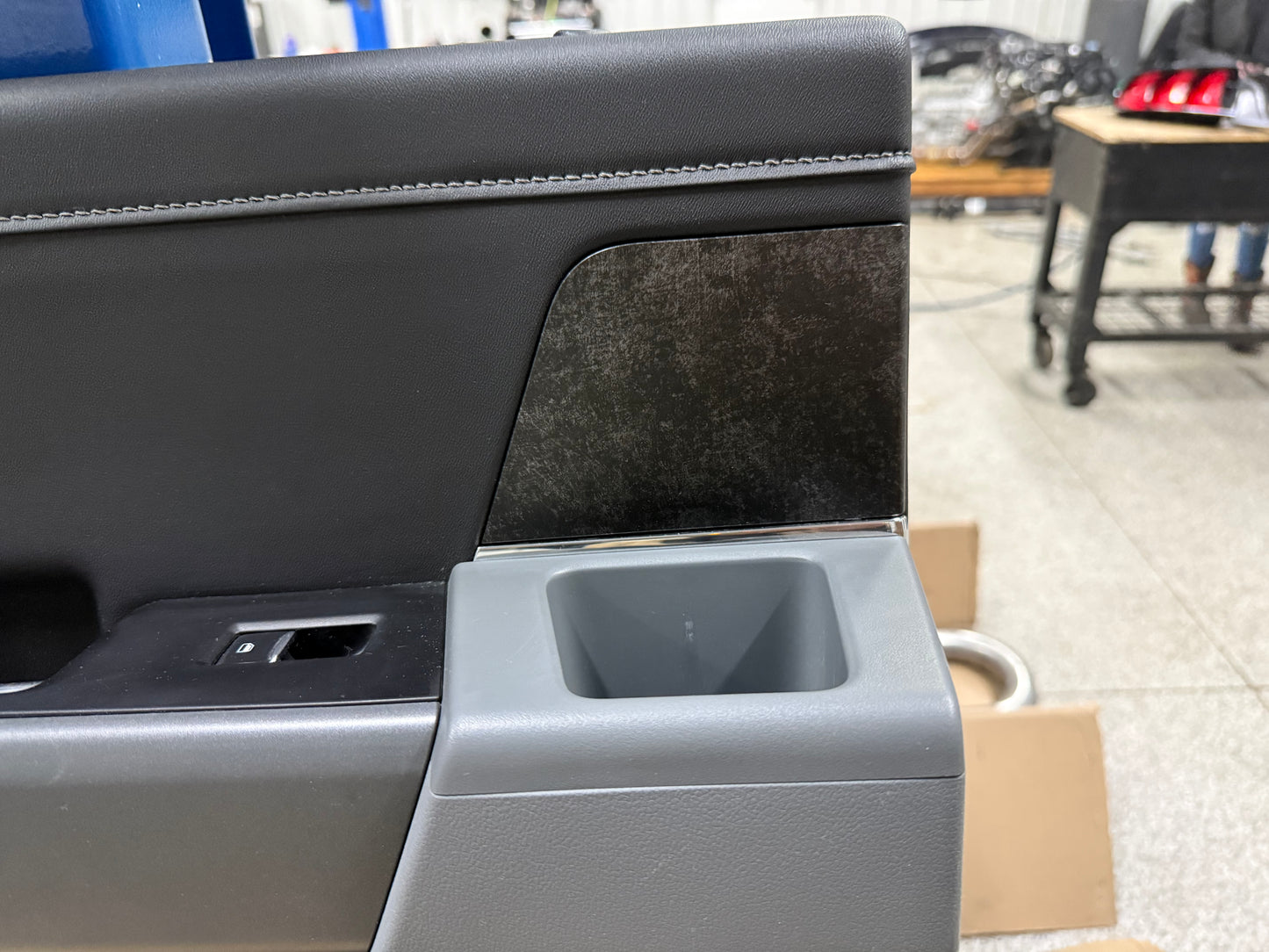 2023-2025 Ford F-250 F-350 Super Duty XLT Sport LH Driver Rear Door Panel