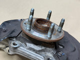 2010-2015 Chevrolet Camaro SS RH Passenger Side Front Spindle Knuckle Hub GM