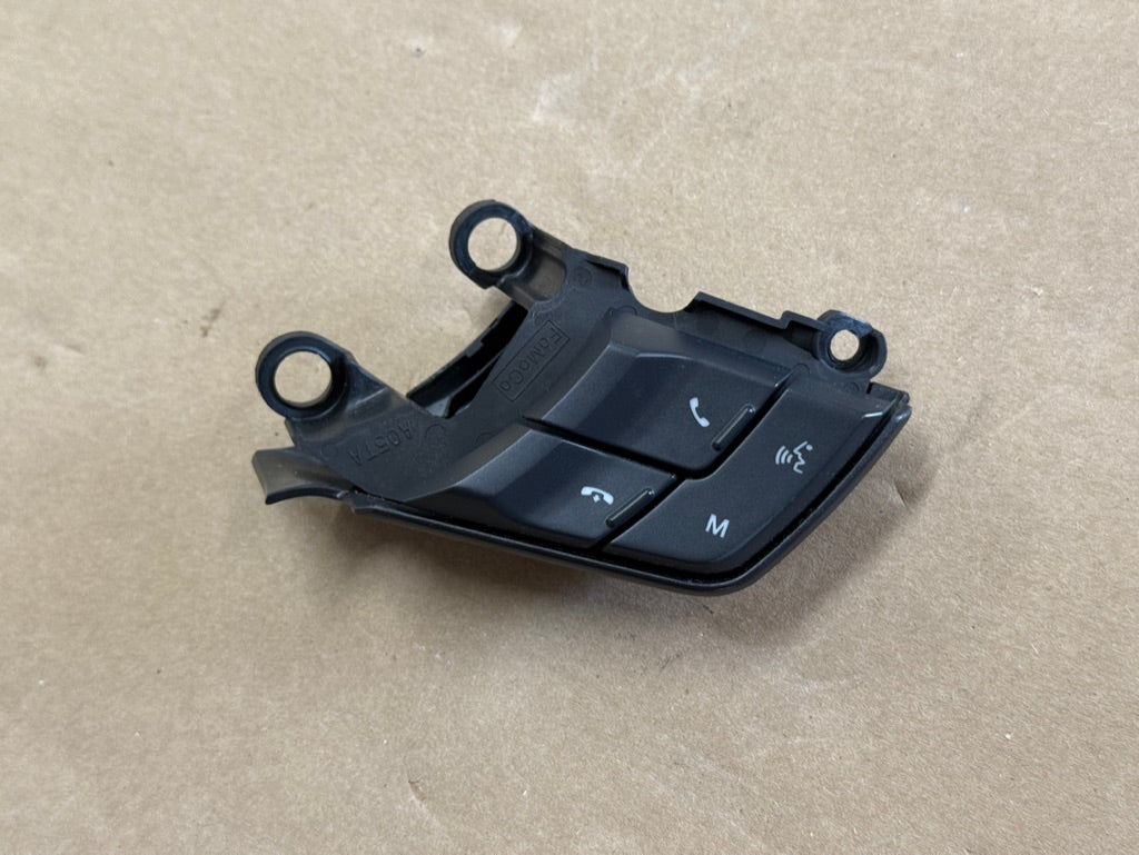 2015-2023 Ford Mustang GT RH Steering Wheel Button Sync Control