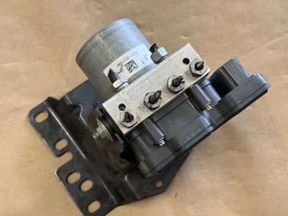 2017-2022 Ford F-250 Super Duty 7.3L Gas ABS Module Anti Lock Braking System