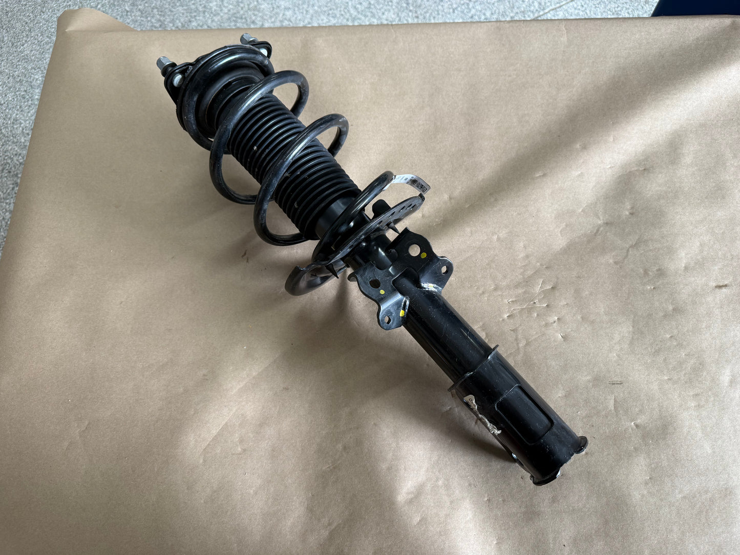 2024-2026 Ford Mustang GT Complete Front Strut Assembly 7k miles
