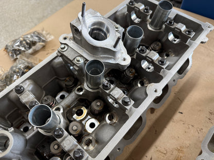 2024-2026 Ford Mustang DOHC Cylinder Heads RH LH Pair Valves 5.0L Coyote Gen 4