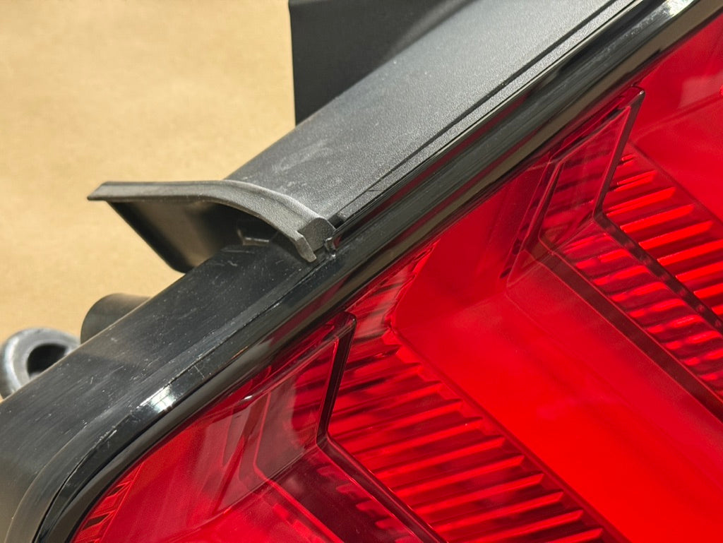 2018-2023 Ford Mustang GT350 GT V6 EcoBoost Tail Light LH Driver Side LED