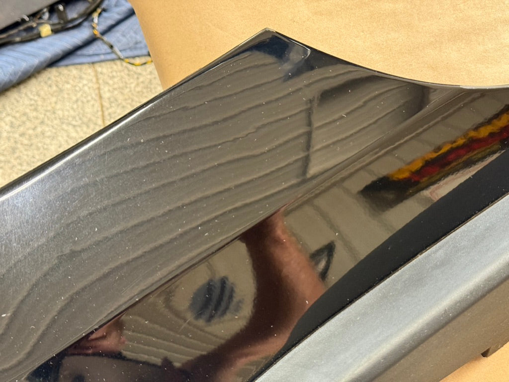2015-2023 Ford Mustang GT V6 RH Passenger Side Skirt Molding "G1"