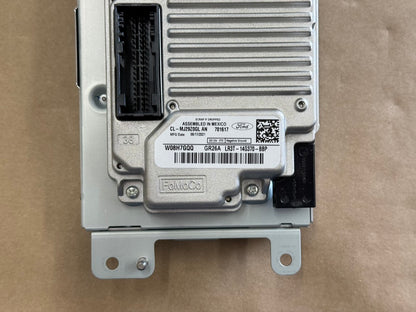 2021 Ford Mustang GT Touch Screen, Face Plate, Radio, Module USB Port