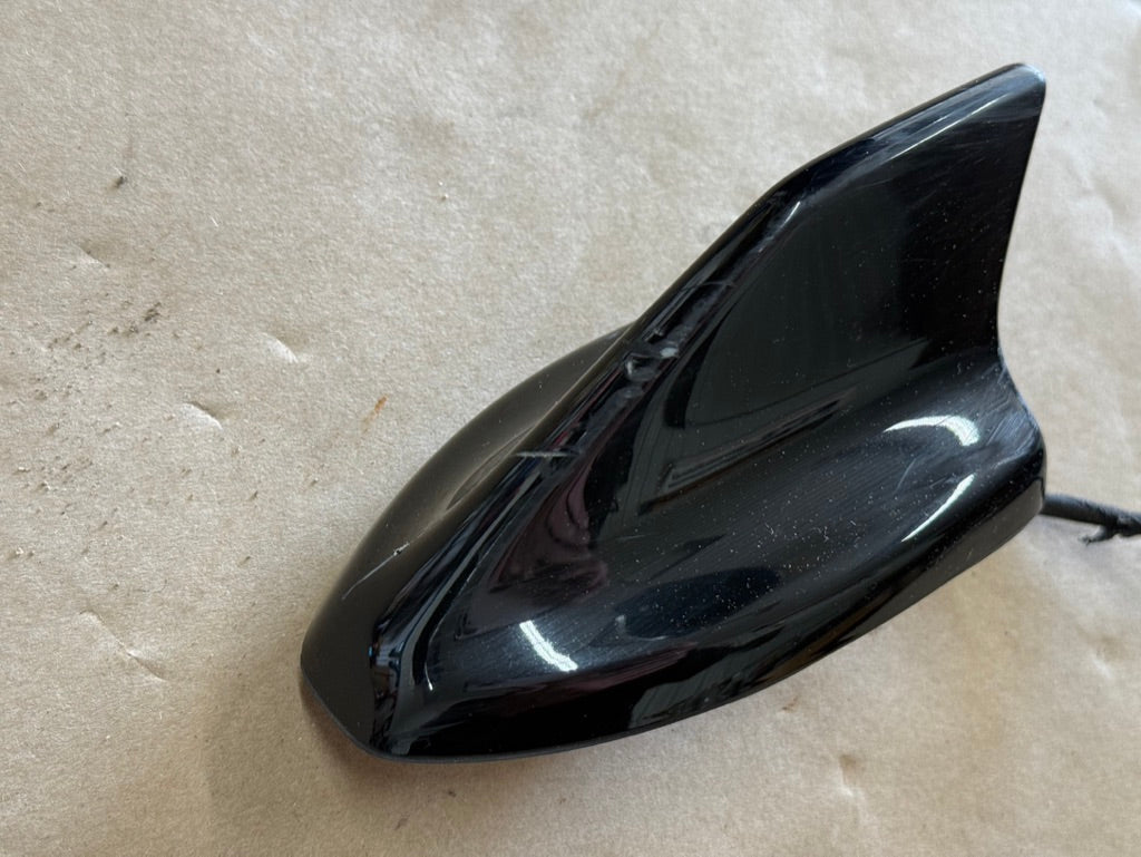 2021-2026 Mustang GT Radio Antenna Shark Phin Style JD9T-19K351-AA "Black"