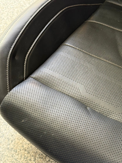2018-2023 Ford Mustang GT Black Leather Front Rear Power Seats Heat Cooled Vert