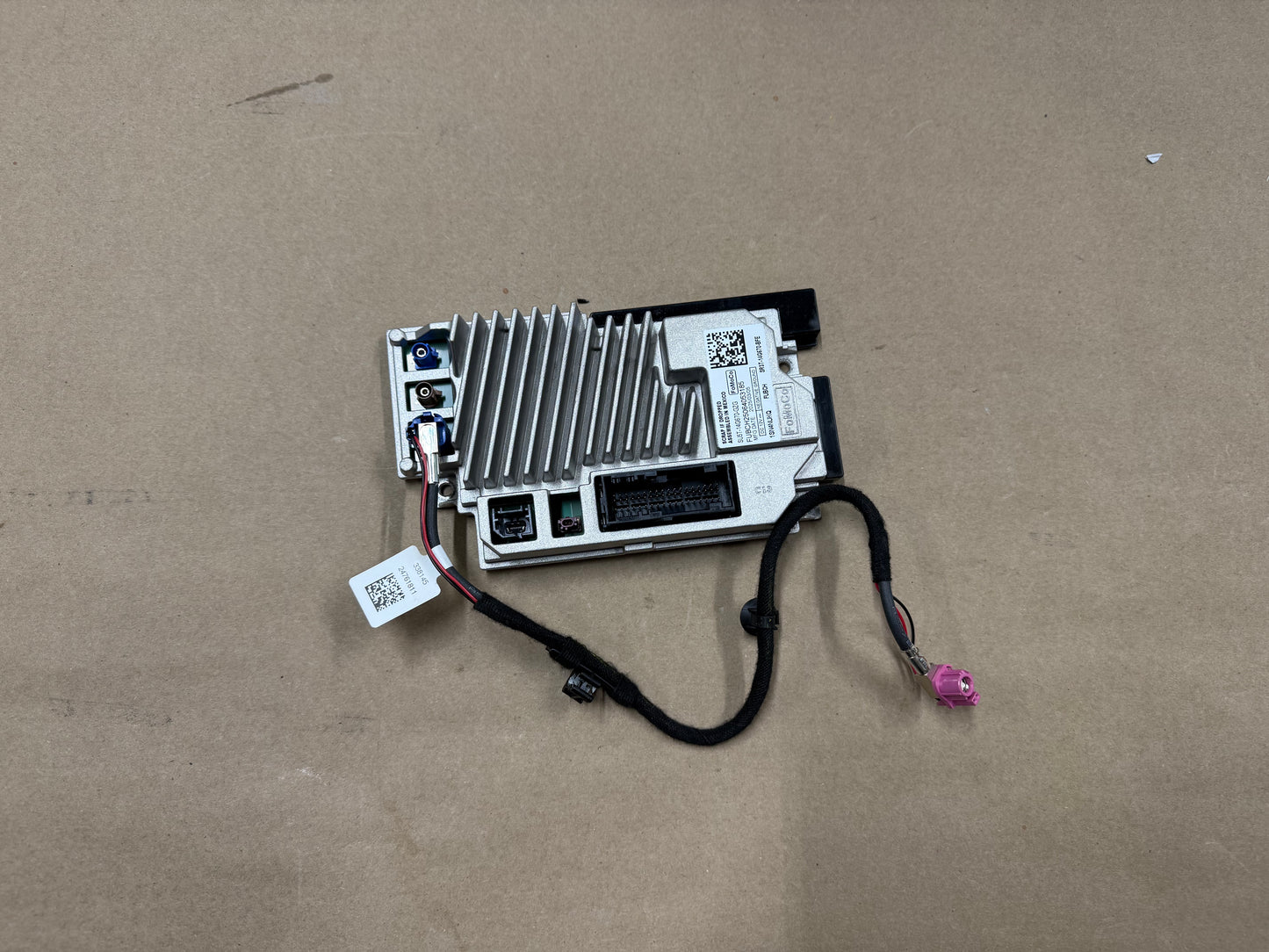 2025 Ford Mustang S650 Sync APIM Module "SU5T-14G670-GZG"