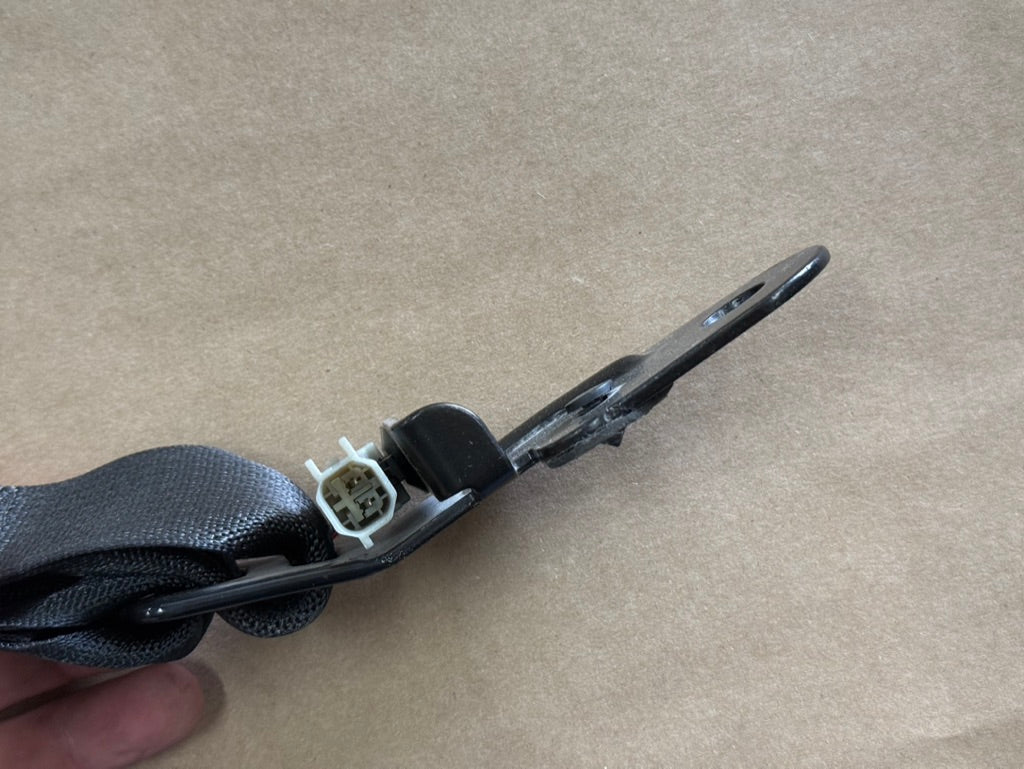 2023-2026 Ford F-250 F-350 Black Rear Center Seat Belt