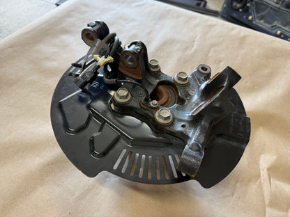 2024-2026 Mustang GT RH Passenger Side Front Spindle Knuckle Hub 14k miles