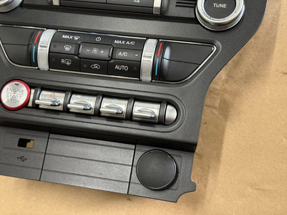 2022 Ford Mustang GT Touch Screen, Face Plate, Radio, Module USB Port